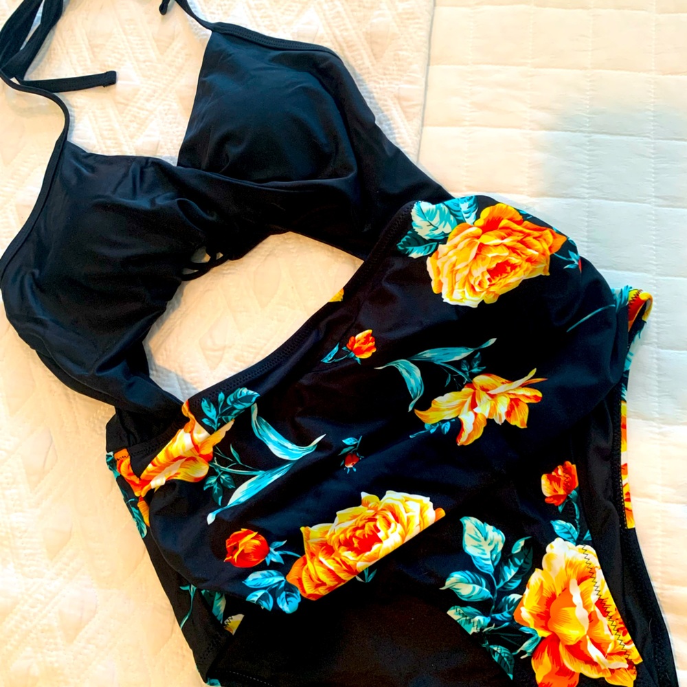 NWT Cut Out floral one piece
